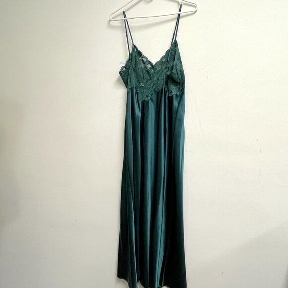 Victoria’s Secret Emerald green gown satin lace nwot L - Picture 10 of 10